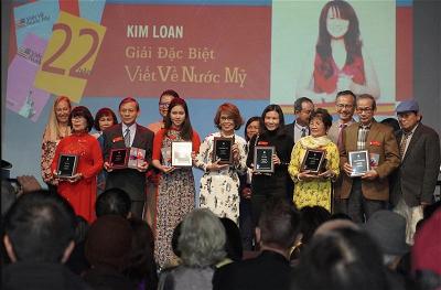 Tg Kim Loan lãnh giải 2021